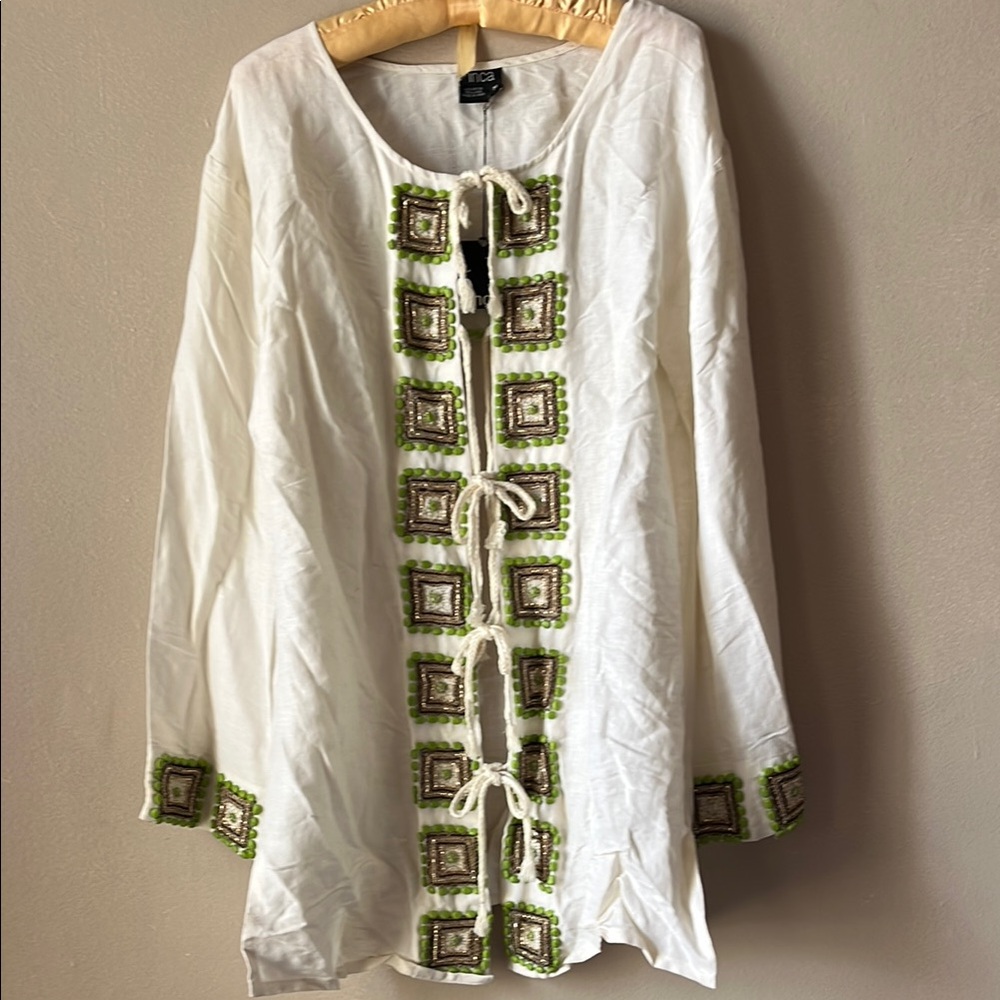 Chic White Tunic with Green Accents